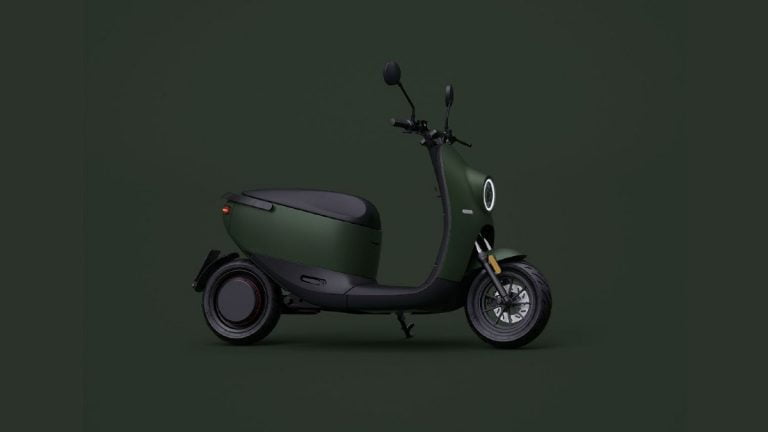 Nieuwe UNU e-scooter ontworpen door Christian Zanzotti
